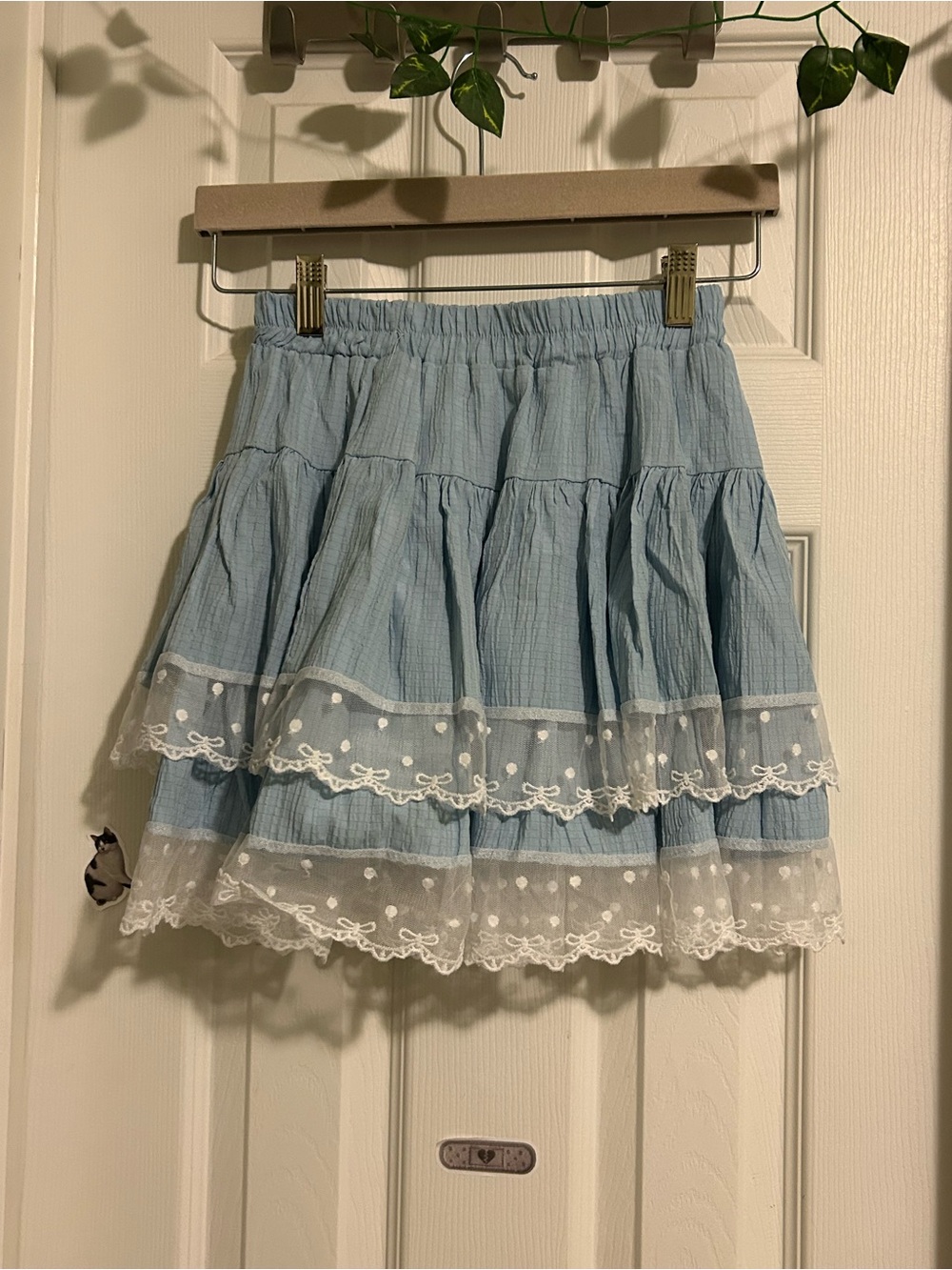 5/$10‼️ light blue lace ruffled layered skirt